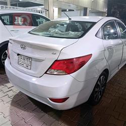 هیوندای ئەکسنت